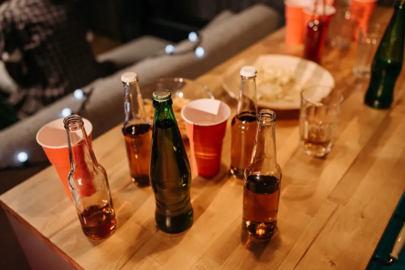 The Drink You Didn't Know Was Working Against Your Medication: Furosemide and Alcohol Explained
